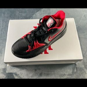 SOLD - Kyrie Irving Low 4 University Red